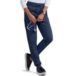 ButterSoft | Tall Cargo Scrub Joggers